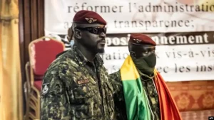 Guinée : dissolution de tous les conseillers communaux du pays