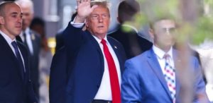 Trump dénonce une « attaque contre l’Amérique » au premier jour de son procès historique