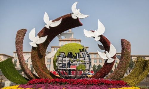 Diplomatie chinoise – Qin Gang : « La Chine restera engagée pour bâtir la paix mondiale »
