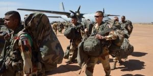 Deux mois après le coup d’état au Niger, la France plie bagages : Est-ce la fin de la France Afrique ?