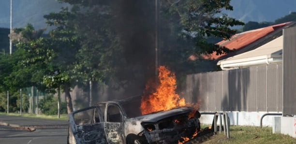 Émeutes en Nouvelle-Calédonie: Un deuxième gendarme tué ce jeudi à la suite « d’un tir accidentel », annonce Gérald Darmanin