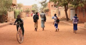Vacances scolaires au Mali: les élèves  Entre détente et responsabilités.