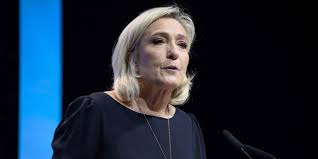 Législatives: Marine Le Pen fustige les « leçons de morale » de Mbappé